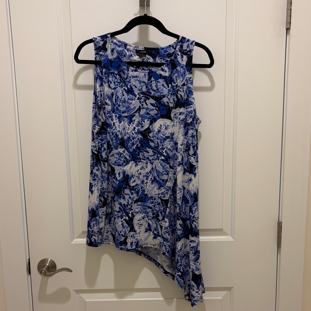 Alfani Blue and White Floral Asymmetrical Sleeveless Top